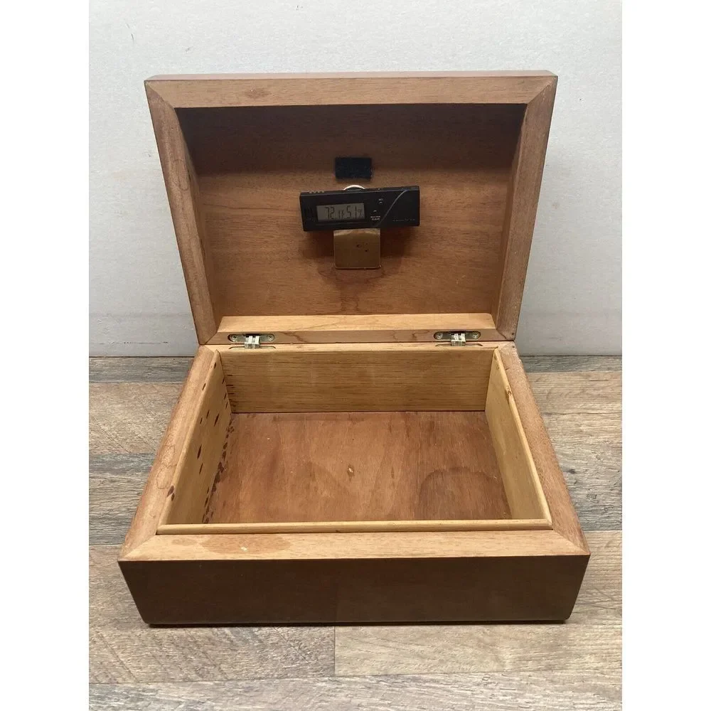 Cigar wooden box humidor ‎ With Digital Thermometer & Hygrometer